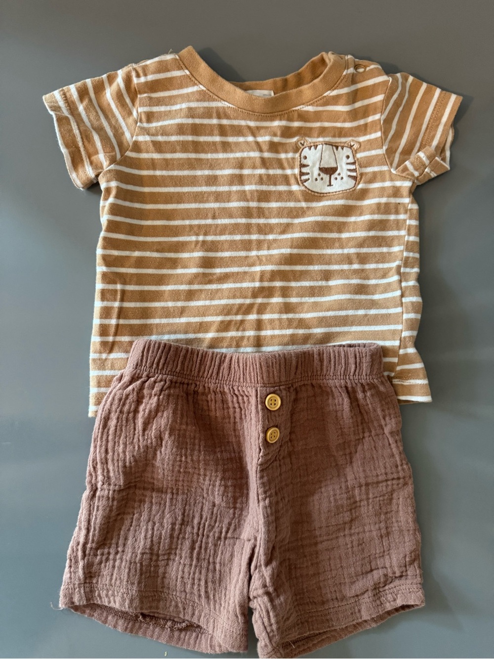 Sterling Baby Striped Tiger Set - Tan & White